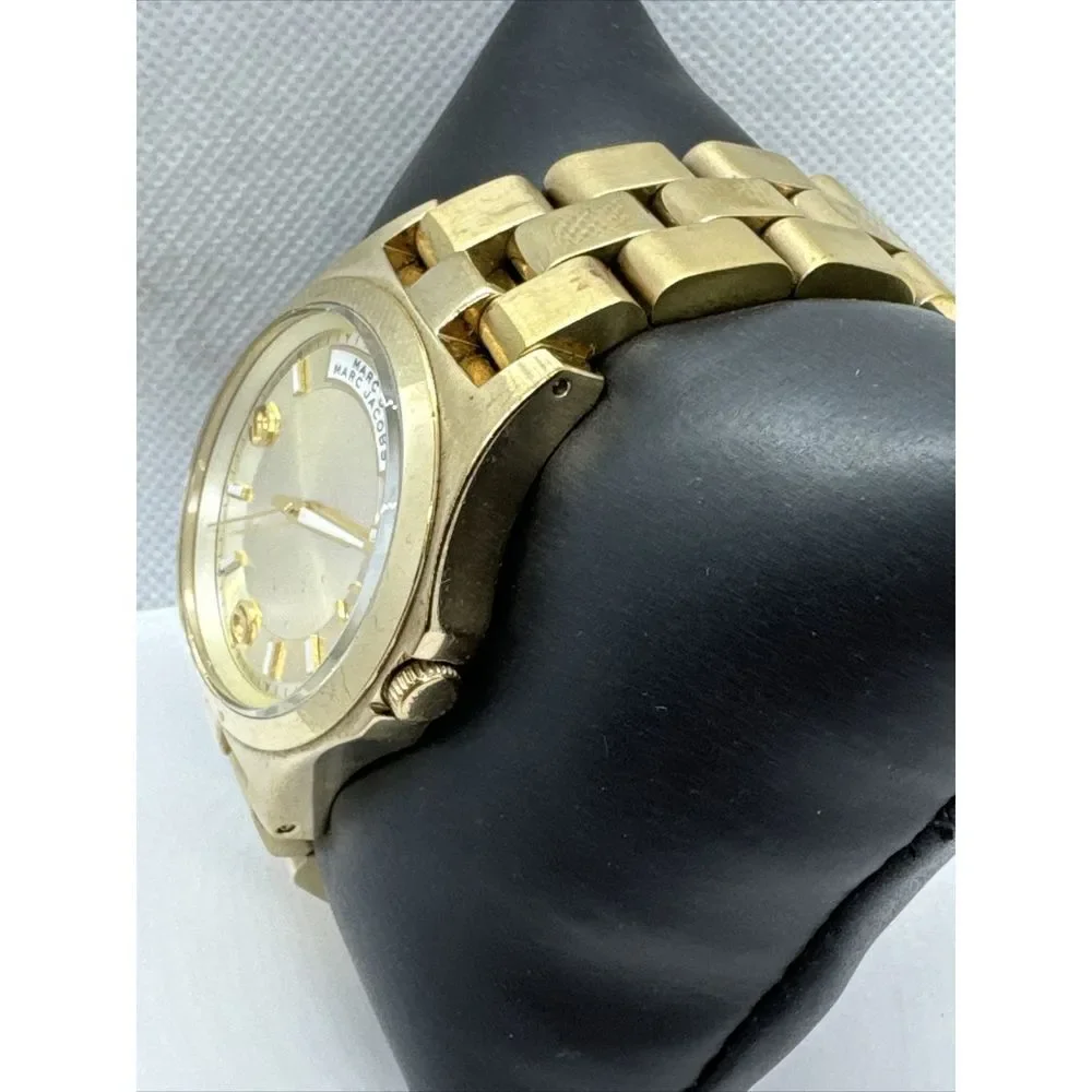 Marc Jacobs MBM3231 Womens Stainless Steel Analog Dial Quartz Wrist Watch JNA725